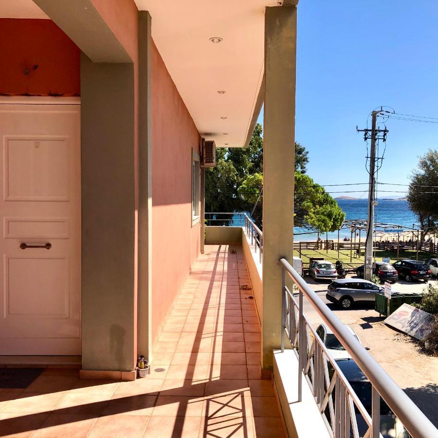 Вілла Chloe'S Sunrise Beach House Афіни Екстер'єр фото