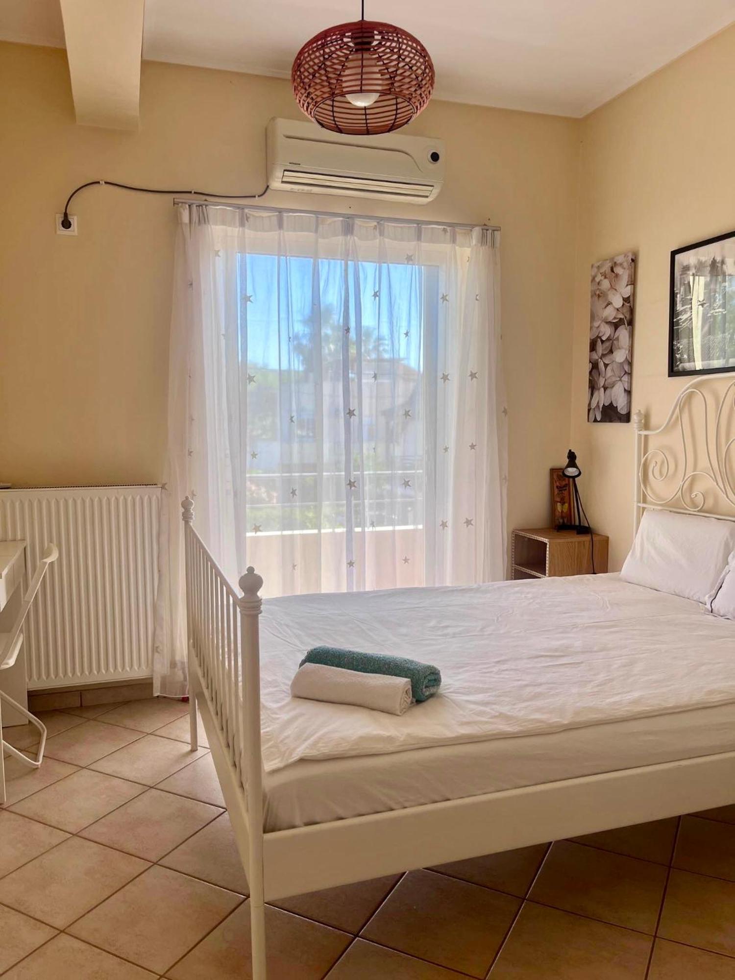 Вілла Chloe'S Sunrise Beach House Афіни Екстер'єр фото